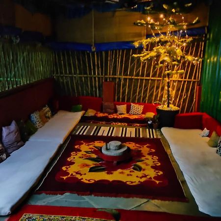 Rishikesh Sadan A Yoga & Spritual Retreat Hotel Tapovan Exterior photo