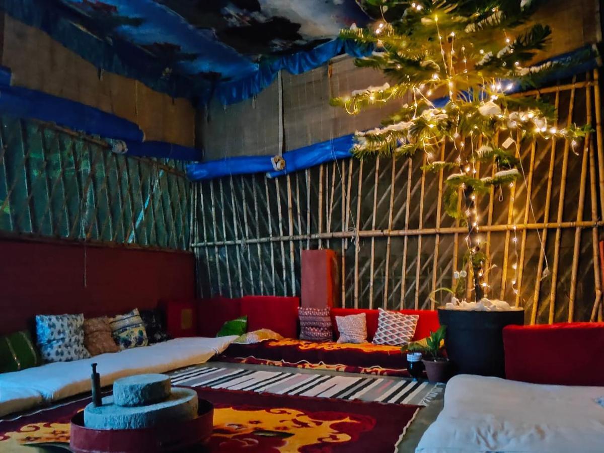 Rishikesh Sadan A Yoga & Spritual Retreat Hotel Tapovan Exterior photo